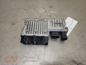 Gebruikte Start/Stop computer Opel Vivaro 2.0 Diesel 145 Prijs € 63,00 Margeregeling aangeboden door C&J Bedrijfsauto's & Onderdelen