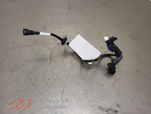 Gebruikte Remassistent sensor Opel Vivaro 2.0 Diesel 145 Prijs € 26,25 Margeregeling aangeboden door C&J Bedrijfsauto's & Onderdelen