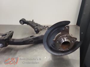 Gebruikte Draagarm links-achter Opel Vivaro 2.0 Diesel 145 Prijs € 152,25 Margeregeling aangeboden door C&J Bedrijfsauto's & Onderdelen