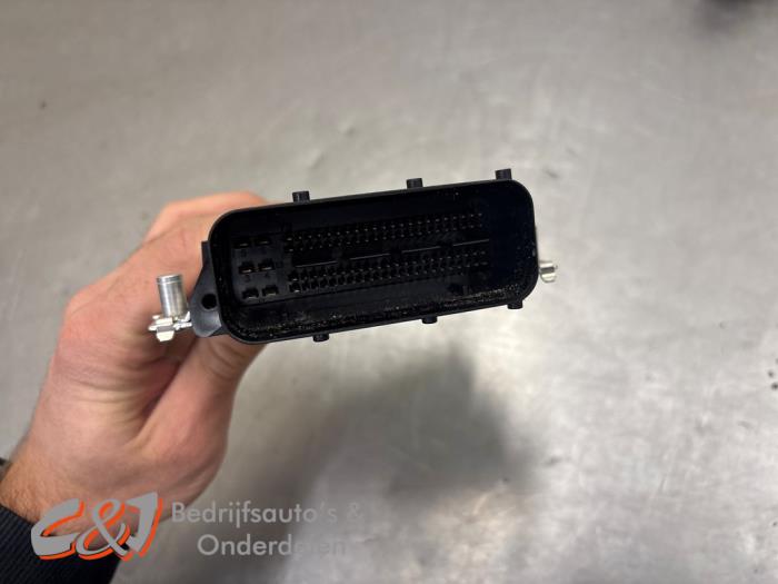 Adblue Computer van een Opel Vivaro 1.6 CDTI 95 Euro 6 2018