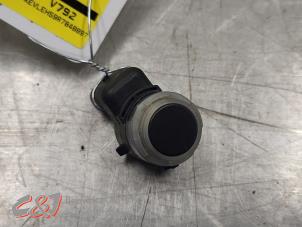 Gebruikte Sensor PDC Opel Vivaro 2.0 Diesel 145 Prijs € 12,60 Margeregeling aangeboden door C&J Bedrijfsauto's & Onderdelen