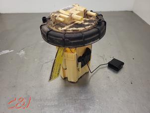 Gebruikte Tank element Pomp Peugeot Partner (GC/GF/GG/GJ/GK) 1.6 HDI 75 Phase 2 Prijs € 21,00 Margeregeling aangeboden door C&J Bedrijfsauto's & Onderdelen