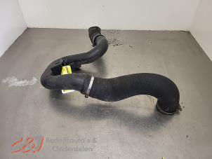 Gebruikte Intercooler Buis Peugeot Boxer (U9) 2.0 BlueHDi 130 Prijs € 42,00 Margeregeling aangeboden door C&J Bedrijfsauto's & Onderdelen