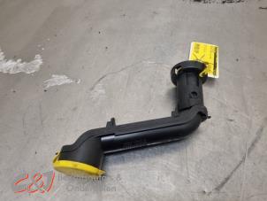 Gebruikte Vulpijp olie Peugeot Boxer (U9) 2.0 BlueHDi 130 Prijs € 21,00 Margeregeling aangeboden door C&J Bedrijfsauto's & Onderdelen