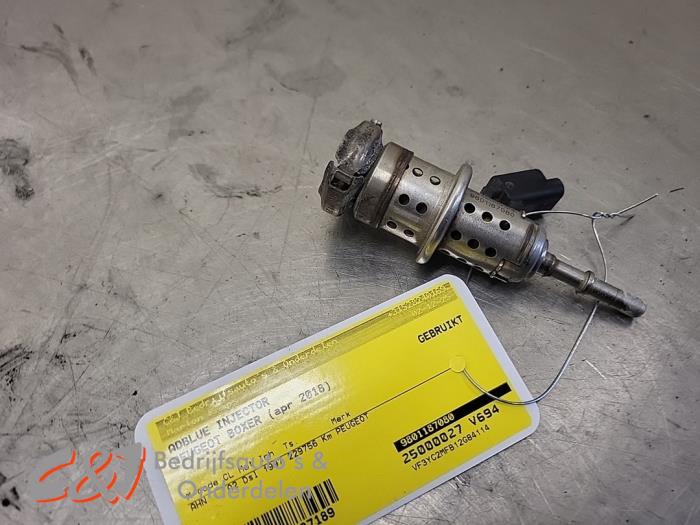 Gebruikte Injector adblue Peugeot Boxer (U9) 2.0 BlueHDi 130 Prijs € 36,75 Margeregeling aangeboden door C&J Bedrijfsauto's & Onderdelen