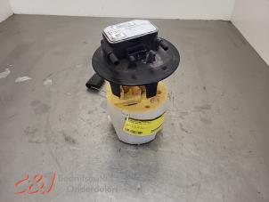 Gebruikte Tank element Pomp Toyota ProAce 2.0 D-4D 122 16V Worker Prijs € 52,50 Margeregeling aangeboden door C&J Bedrijfsauto's & Onderdelen
