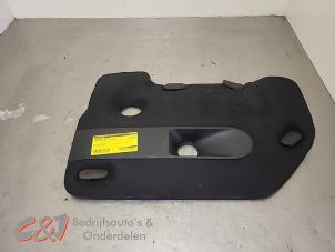 Gebruikte Afdekplaat motor Toyota ProAce 2.0 D-4D 122 16V Worker Prijs € 42,00 Margeregeling aangeboden door C&J Bedrijfsauto's & Onderdelen