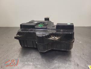 Gebruikte Ureumreservoir Nissan Primastar 2.0 dCi 130 Prijs € 341,25 Margeregeling aangeboden door C&J Bedrijfsauto's & Onderdelen