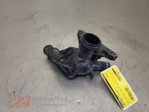 Gebruikte Thermostaathuis Ford Transit 2.0 TDCi 16V Eco Blue 130 Prijs € 26,25 Margeregeling aangeboden door C&J Bedrijfsauto's & Onderdelen