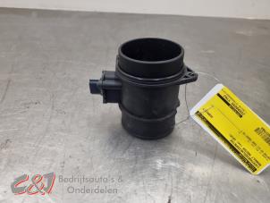 Gebruikte Luchthoeveelheidsmeter Renault Master III (FV) 2.3 dCi 170 16V FWD Prijs € 36,75 Margeregeling aangeboden door C&J Bedrijfsauto's & Onderdelen