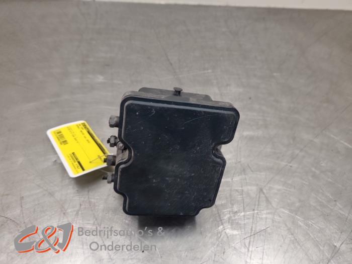 ABS Pomp van een Renault Master III (FV) 2.3 dCi 170 16V FWD 2018