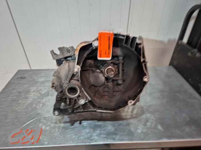 Gebruikte Versnellingsbak Fiat Doblo Cargo (263) 1.3 MJ 16V DPF Euro 5 Prijs € 498,75 Margeregeling aangeboden door C&J Bedrijfsauto's & Onderdelen