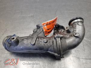 Gebruikte Turbo Pijp Mercedes Vito (447.6) 1.6 111 CDI 16V Prijs € 73,50 Margeregeling aangeboden door C&J Bedrijfsauto's & Onderdelen