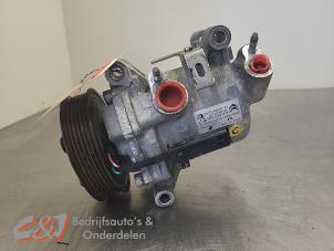 Gebruikte Aircopomp Opel Vivaro 2.0 Diesel 145 Prijs € 78,75 Margeregeling aangeboden door C&J Bedrijfsauto's & Onderdelen