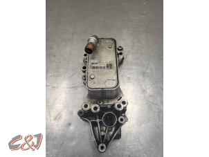 Gebruikte Oliekoeler Mercedes Vito (447.6) 2.2 114 CDI 16V Prijs € 21,00 Margeregeling aangeboden door C&J Bedrijfsauto's & Onderdelen