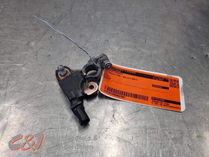 Gebruikte Accu sensor Toyota ProAce 2.0 D-4D 122 16V Worker Prijs € 26,25 Margeregeling aangeboden door C&J Bedrijfsauto's & Onderdelen