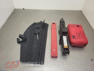 Gebruikte Krikset Ford Ranger 3.2 TDCI 20V 4x4 Prijs € 105,00 Margeregeling aangeboden door C&J Bedrijfsauto's & Onderdelen