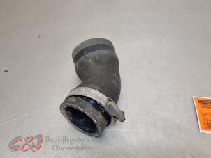 Gebruikte Intercooler Slang Ford Ranger 3.2 TDCI 20V 4x4 Prijs € 26,25 Margeregeling aangeboden door C&J Bedrijfsauto's & Onderdelen