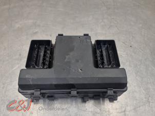 Gebruikte Zekeringkast Ford Ranger 3.2 TDCI 20V 4x4 Prijs € 194,25 Margeregeling aangeboden door C&J Bedrijfsauto's & Onderdelen