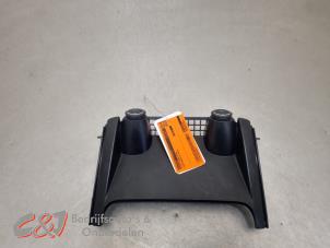 Gebruikte 12 Volt aansluiting Ford Ranger 3.2 TDCI 20V 4x4 Prijs € 26,25 Margeregeling aangeboden door C&J Bedrijfsauto's & Onderdelen