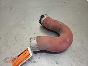 Gebruikte Intercooler Slang Mercedes Sprinter 3,5t (906.63) 313 CDI 16V Prijs € 23,10 Margeregeling aangeboden door C&J Bedrijfsauto's & Onderdelen