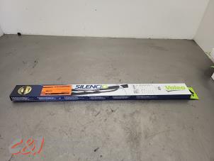 Gebruikte Ruitenwisserblad Volkswagen Golf IV (1J1) 1.6 16V Prijs € 21,00 Margeregeling aangeboden door C&J Bedrijfsauto's & Onderdelen