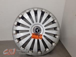 Gebruikte Wieldop Mercedes Vito (447.6) 2.2 114 CDI 16V Prijs € 10,50 Margeregeling aangeboden door C&J Bedrijfsauto's & Onderdelen