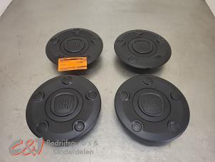 Gebruikte Wieldop set Fiat Scudo 1.5 Multijet 120 Prijs € 52,50 Margeregeling aangeboden door C&J Bedrijfsauto's & Onderdelen