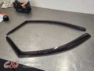 Gebruikte Spoiler Mercedes Vito (447.6) 2.2 116 CDI 16V Prijs € 31,50 Margeregeling aangeboden door C&J Bedrijfsauto's & Onderdelen