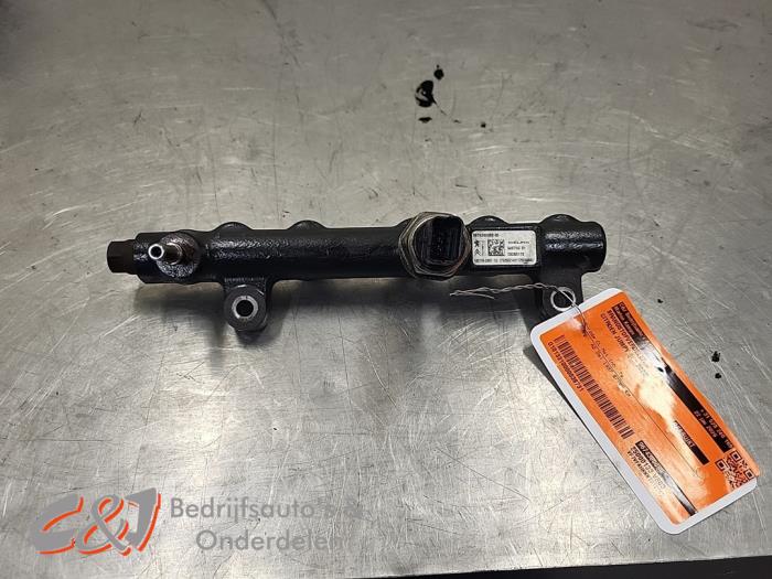 Gebruikte Galerij (Injectie) Citroen Jumpy 2.0 Blue HDI 120 Prijs € 42,00 Margeregeling aangeboden door C&J Bedrijfsauto's & Onderdelen