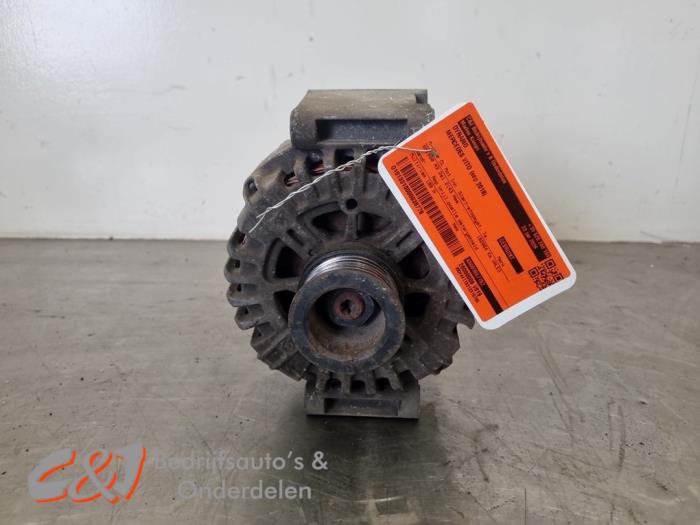 Gebruikte Alternator Mercedes Vito (447.6) 2.2 116 CDI 16V Prijs € 73,50 Margeregeling aangeboden door C&J Bedrijfsauto's & Onderdelen
