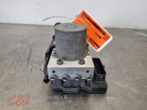 Gebruikte ABS Pomp Mercedes Vito (447.6) 2.2 116 CDI 16V Prijs € 78,75 Margeregeling aangeboden door C&J Bedrijfsauto's & Onderdelen