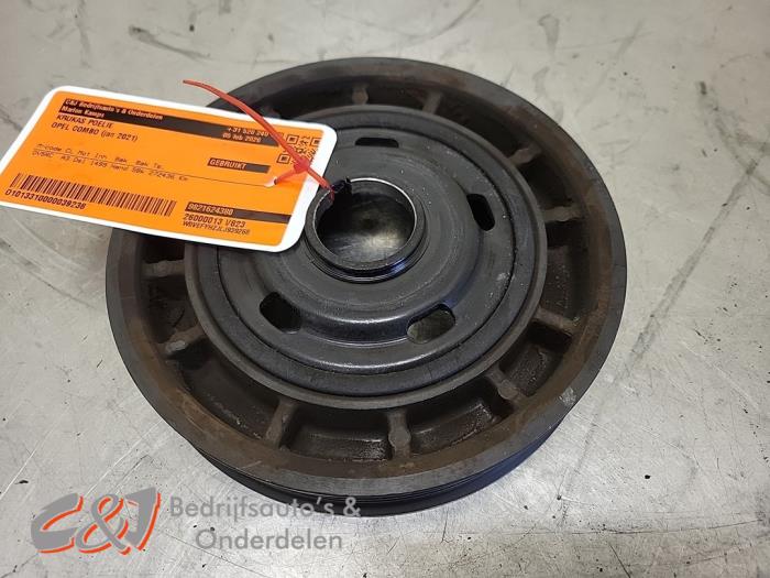 Gebruikte Krukas Poelie Opel Combo Cargo 1.5 CDTI 130 Prijs € 23,10 Margeregeling aangeboden door C&J Bedrijfsauto's & Onderdelen