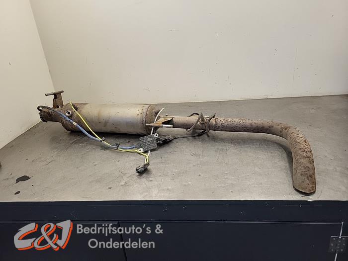 Gebruikte Roetfilter Nissan Interstar 2.3 dCi 135 16V Prijs € 1.050,00 Margeregeling aangeboden door C&J Bedrijfsauto's & Onderdelen