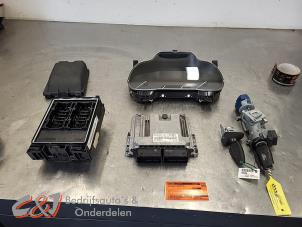 Gebruikte Kontaktslot + computer Ford Transit Connect (PJ2) 1.5 EcoBlue Prijs € 241,50 Margeregeling aangeboden door C&J Bedrijfsauto's & Onderdelen