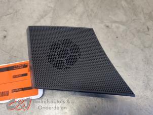 T4 Blende Türlautsprecher Volkswagen Originalteil Verglnr. 703035793C, 45,40 T4 Blende Türlautsprecher Volkswagen Originalteil Verglnr. 703035793C, 45,40