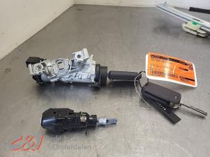 CONTACTSLOT EN SLEUTELS IHC 307871A1