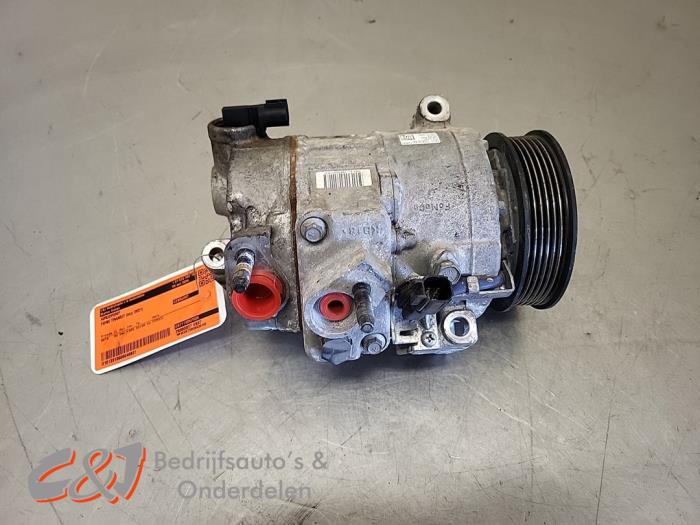 Gebruikte Aircopomp Ford Transit 2.0 TDCi 16V Eco Blue 105 Prijs € 141,75 Margeregeling aangeboden door C&J Bedrijfsauto's & Onderdelen