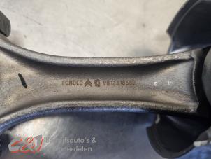 Zuiger van een Toyota ProAce 2.0 D-4D 140 16V 2024