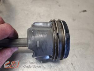 Zuiger van een Toyota ProAce 2.0 D-4D 140 16V 2024