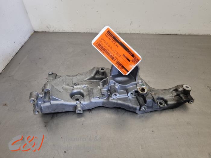 Gebruikte Dynamosteun boven Toyota ProAce 2.0 D-4D 140 16V Prijs € 21,00 Margeregeling aangeboden door C&J Bedrijfsauto's & Onderdelen
