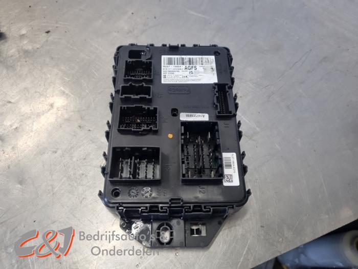 Gebruikte Computer Body Control Volkswagen Transporter T7 2.0 TDI 150 Prijs € 105,00 Margeregeling aangeboden door C&J Bedrijfsauto's & Onderdelen