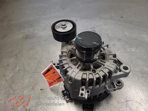 Dynamo van een Volkswagen Transporter T7 2.0 TDI 150 2025