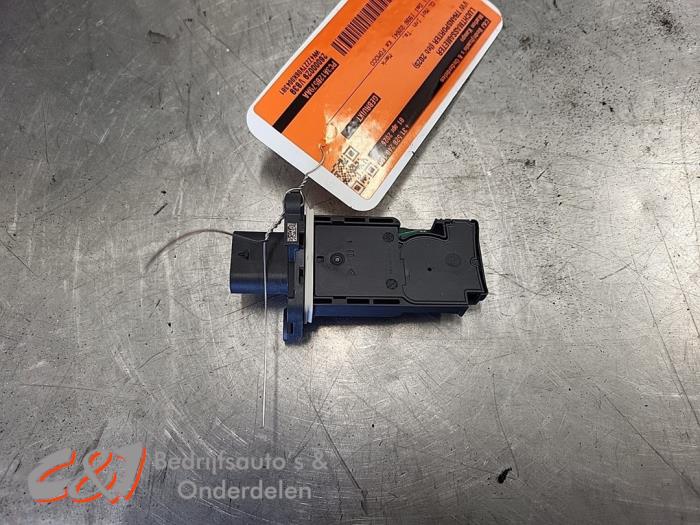 Gebruikte Luchtmassameter Volkswagen Transporter T7 2.0 TDI 150 Prijs € 89,25 Margeregeling aangeboden door C&J Bedrijfsauto's & Onderdelen