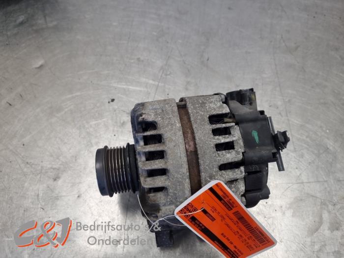 Gebruikte Dynamo Toyota ProAce 1.6 D-4D 95 16V Worker Prijs € 24,94 Margeregeling aangeboden door C&J Bedrijfsauto's & Onderdelen