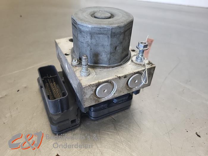 Gebruikte ABS Pomp Ford Transit Custom 2.2 TDCi 16V Prijs € 42,00 Margeregeling aangeboden door C&J Bedrijfsauto's & Onderdelen