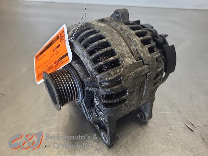 Gebruikte Alternator Opel Movano (4A1; 4A2; 4B2; 4B3; 4C2; 4C3) 2.5 CDTI Prijs € 21,00 Margeregeling aangeboden door C&J Bedrijfsauto's & Onderdelen