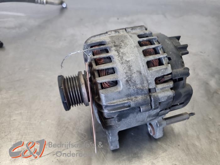 Gebruikte Dynamo Volkswagen Crafter 2.0 TDI 16V Prijs € 29,40 Margeregeling aangeboden door C&J Bedrijfsauto's & Onderdelen