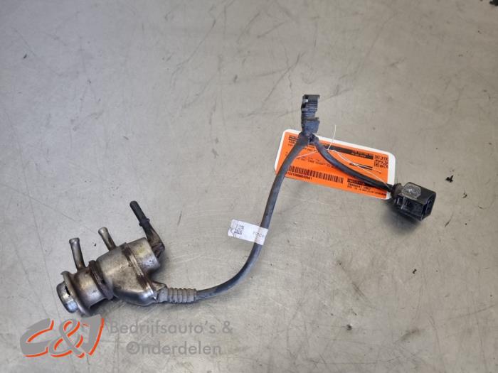 Gebruikte Adblue injector Volkswagen Crafter (SY) 2.0 TDI FWD Prijs € 63,00 Margeregeling aangeboden door C&J Bedrijfsauto's & Onderdelen