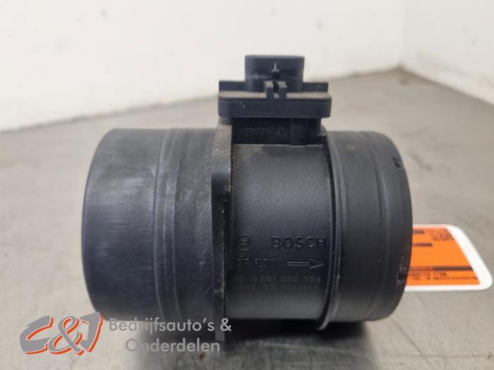 Gebruikte Luchthoeveelheidsmeter Volkswagen Transporter T5 2.0 BiTDI DRF 4 Motion Prijs € 8,40 Margeregeling aangeboden door C&J Bedrijfsauto's & Onderdelen